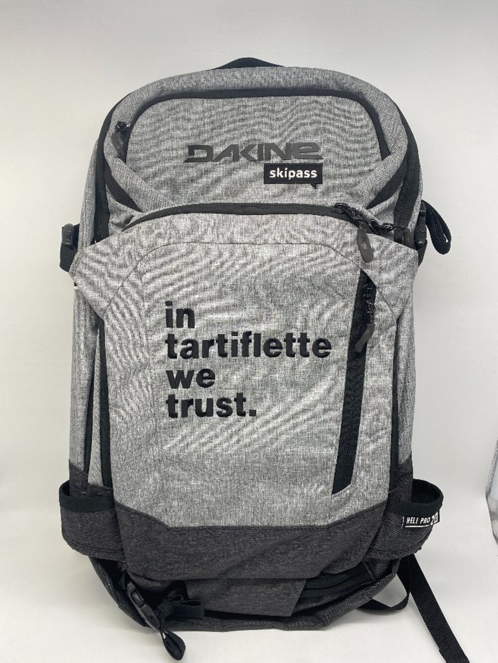 DAKINE HELI PRO 20L BACKPACK GRAY